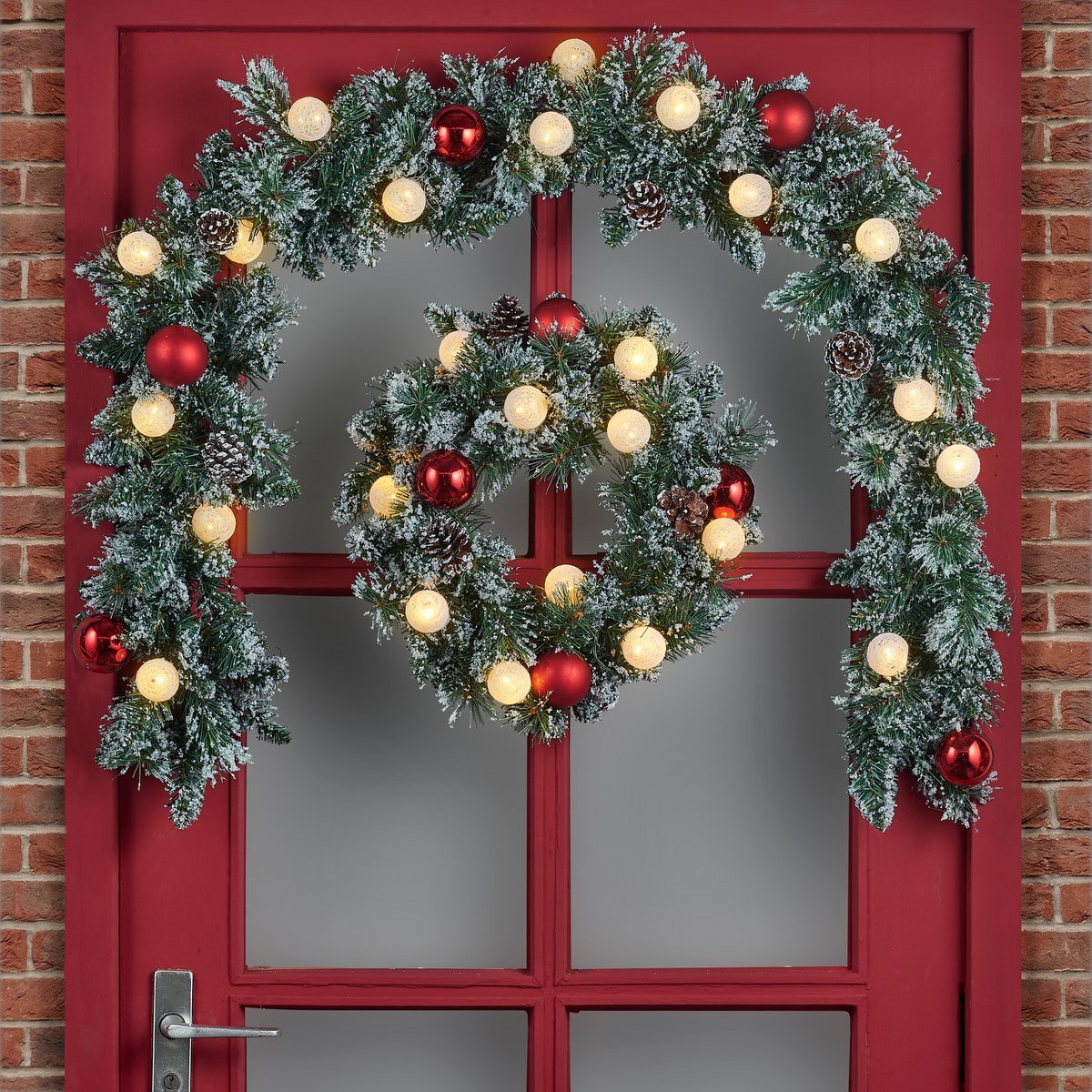 Kaprun Kerstkrans - LED Verlichting Ø45cm Frosted Rood Accent