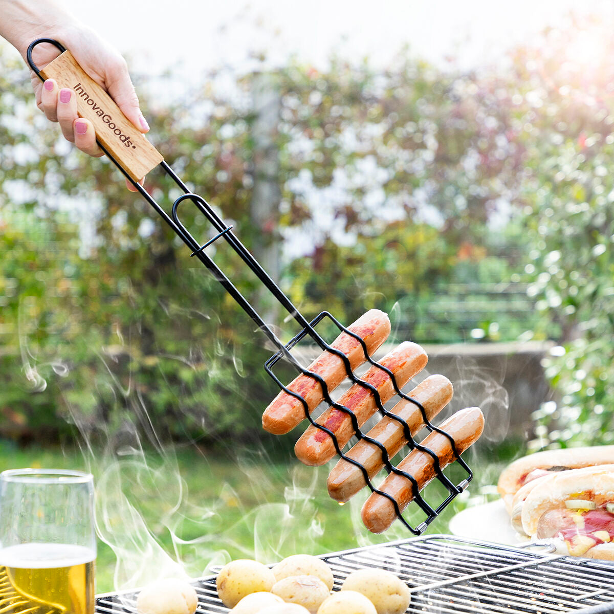 Sosket BBQ Worstengrill - Draaibaar Grillrek voor 6 Worsten | InnovaGoods