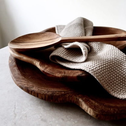 Teak Schaal Grillig - Natuurlijke Kunst voor Nederlandse Tafels