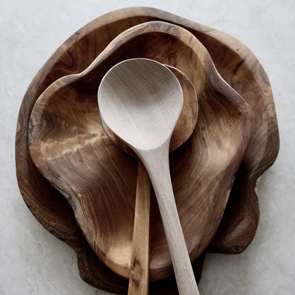 Teak Schaal Grillig - Natuurlijke Kunst voor Nederlandse Tafels